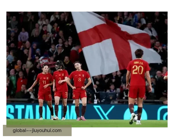 克拉拉闪耀女足赛场技压群芳展现惊人实力引领球队迈向胜利